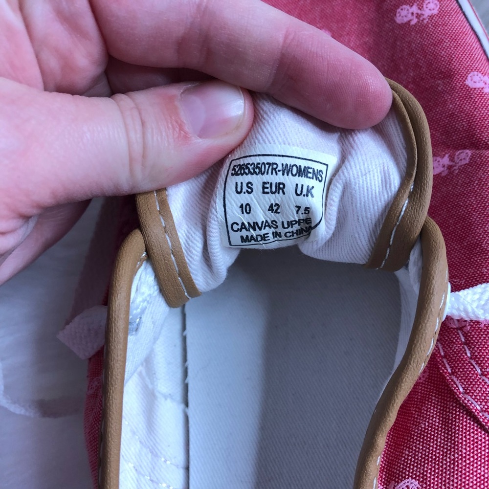 Women's Pink and White Levi's Bicycle Lace Up Shoes - Picture 6 of 7